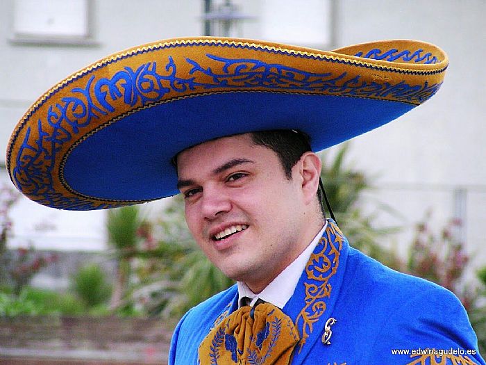 ver + información para la contratacion de EDWIN AGUDELO MARIACHI artistas de Madrid