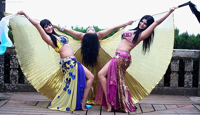 contratacion de artistas Zayna Bellydancers